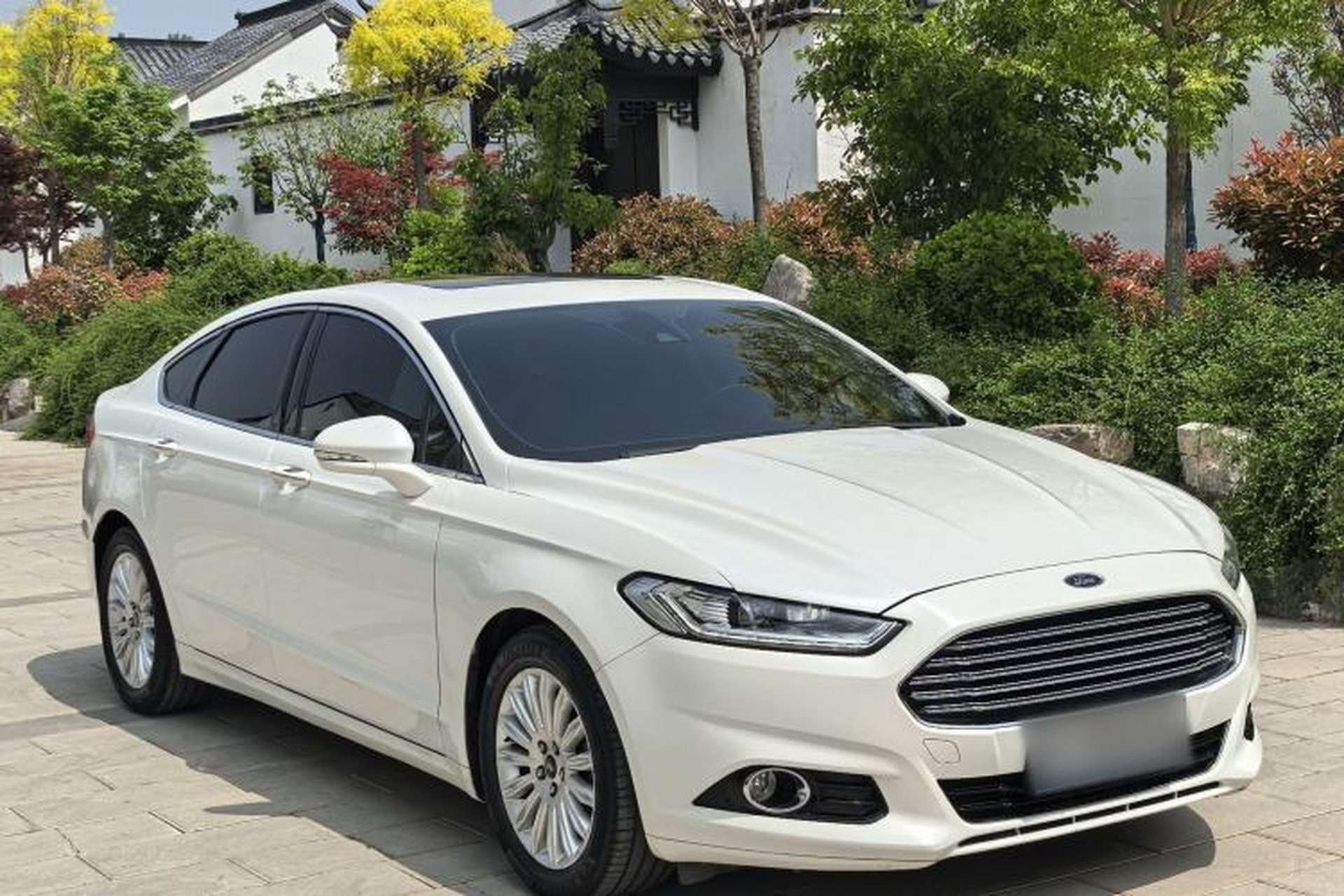 Used Ford Mondeo 2013 2.0L GTDi 200 Luxury Model Exterior 2