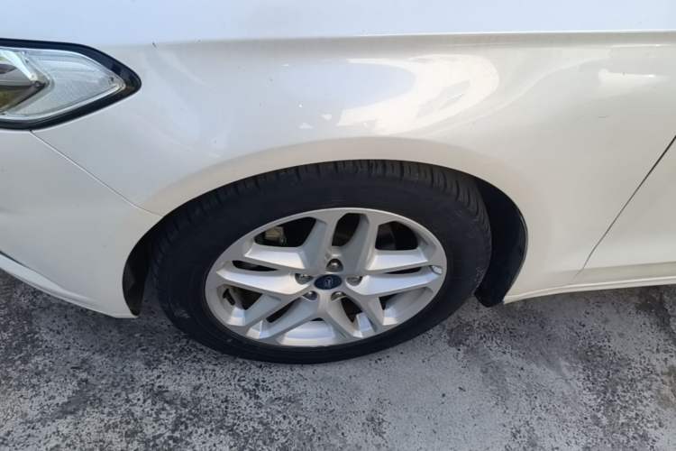 Used Ford Mondeo 2013 1.5L GTDi180 Fashion Edition Exterior 3