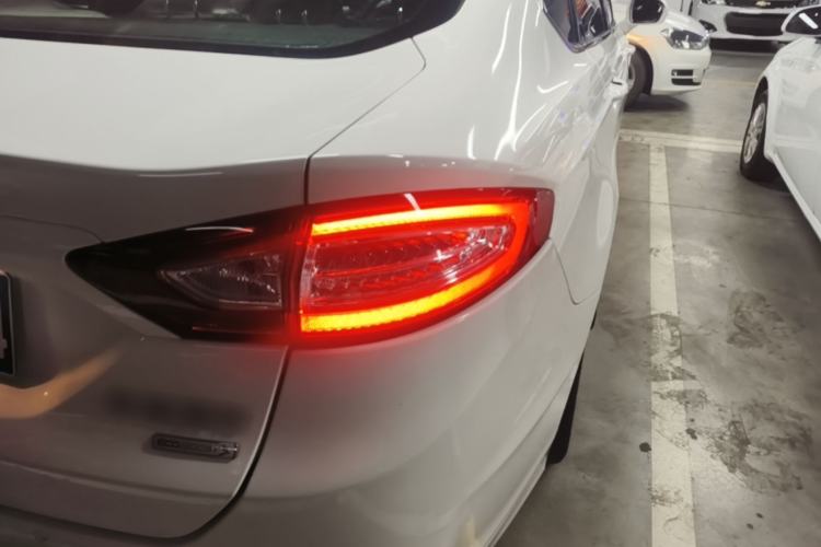 Used Ford Mondeo 2013 1.5L GTDi180 Fashion Edition Exterior 3
