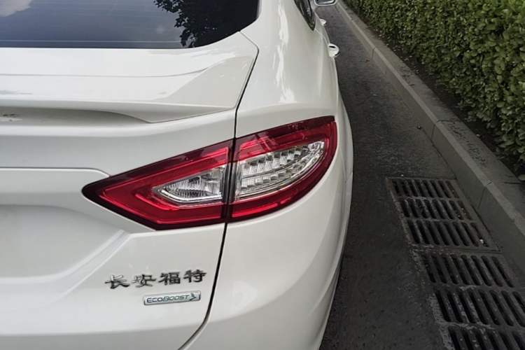 Used Ford Mondeo 2013 2.0L GTDi240 Luxury Sport Model Exterior 3
