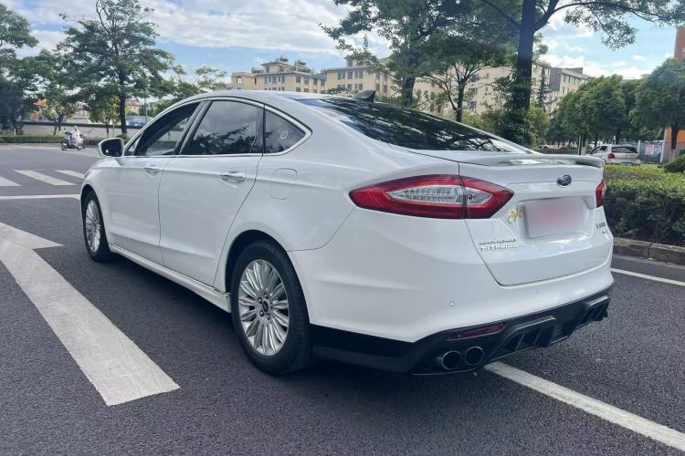 Used Ford Mondeo 2013 2.0L GTDi 200 Luxury Model Exterior 3