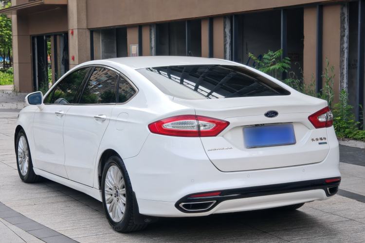 Used Ford Mondeo 2013 2.0L GTDi 200 Fashion Edition Exterior 3