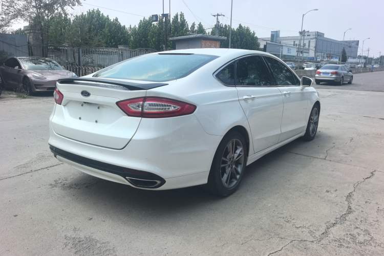 Used Ford Mondeo 2013 2.0L GTDi240 Luxury Sport Model Exterior 3