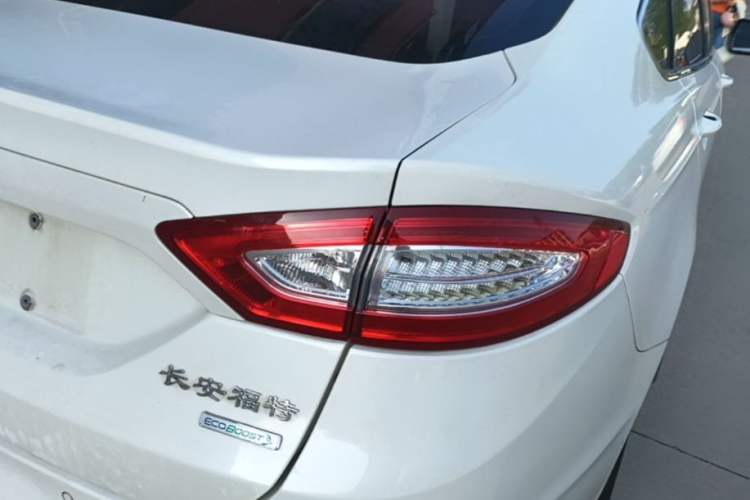 Used Ford Mondeo 2013 1.5L GTDi180 Fashion Edition Exterior 3
