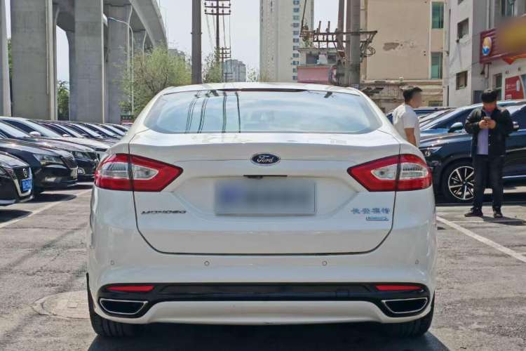 Used Ford Mondeo 2013 2.0L GTDi 200 Luxury Model Exterior 4