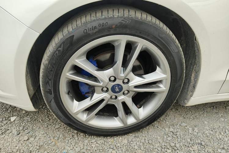 Used Ford Mondeo 2013 2.0L GTDi240 Luxury Sport Model Exterior 4