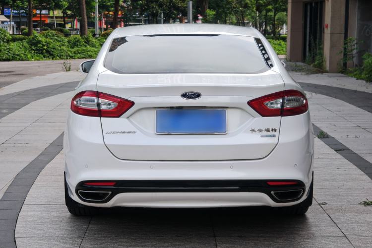 Used Ford Mondeo 2013 2.0L GTDi 200 Fashion Edition Exterior 4