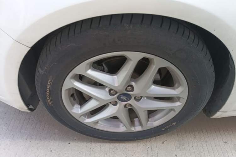 Used Ford Mondeo 2013 1.5L GTDi180 Fashion Edition Exterior 4