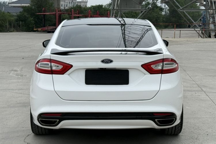 Used Ford Mondeo 2013 2.0L GTDi240 Luxury Sport Model Exterior 4