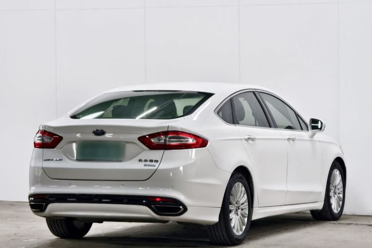 Used Ford Mondeo 2013 2.0L GTDi 200 Fashion Edition Exterior 4