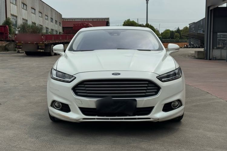 Used Ford Mondeo 2013 2.0L GTDi 200 Luxury Model Exterior 4