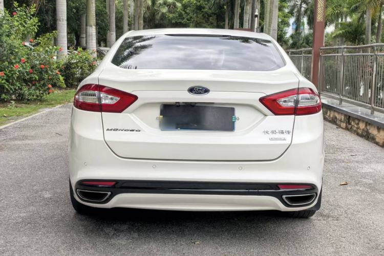 Used Ford Mondeo 2013 2.0L GTDi 200 Luxury Model Exterior 5