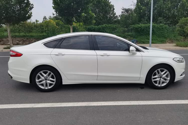 Used Ford Mondeo 2013 1.5L GTDi180 Fashion Edition Exterior 5