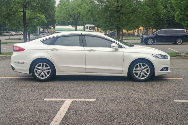 Used Ford Mondeo 2013 1.5L GTDi180 Fashion Edition Exterior 5