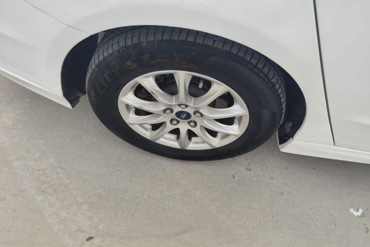 Used Ford Mondeo 2013 1.5L GTDi180 Comfort Model Exterior 5