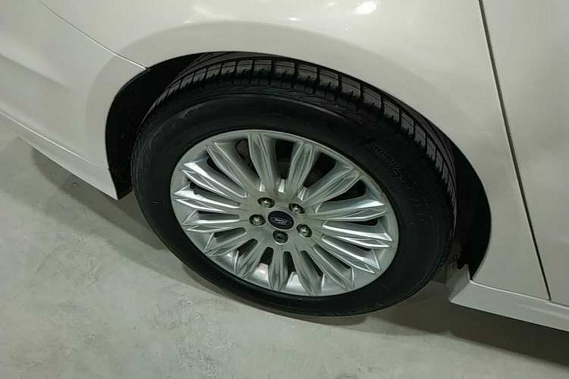 Used Ford Mondeo 2013 2.0L GTDi 200 Luxury Model Exterior 5