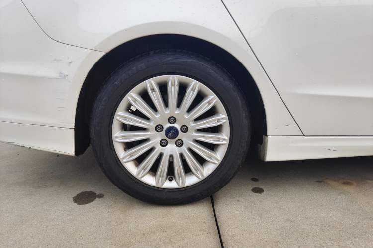 Used Ford Mondeo 2013 2.0L GTDi 200 Fashion Edition Exterior 5