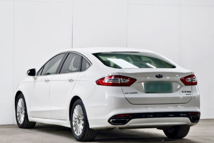 Used Ford Mondeo 2013 2.0L GTDi 200 Fashion Edition Exterior 5