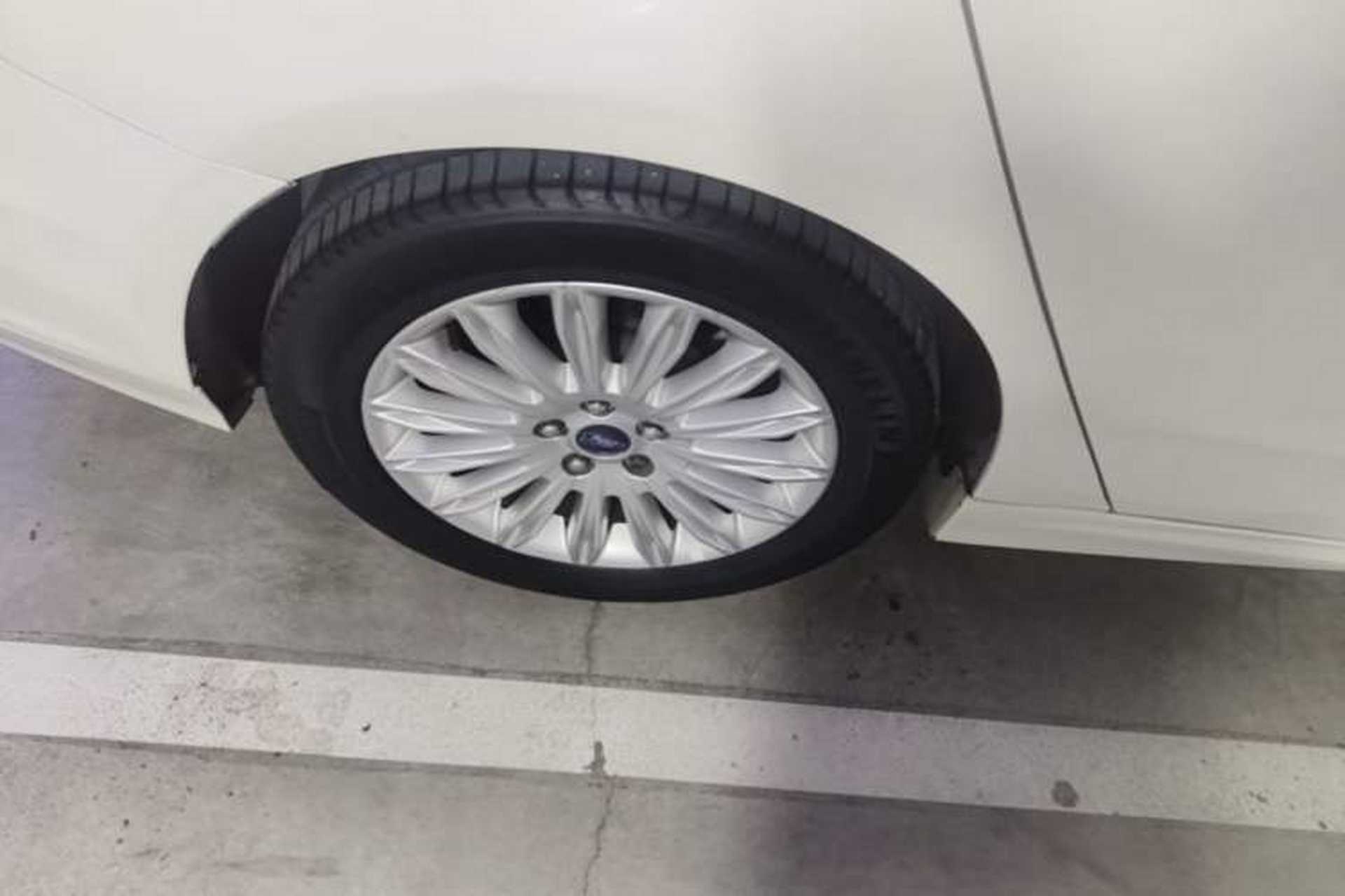 Used Ford Mondeo 2013 2.0L GTDi 200 Fashion Edition Exterior 5