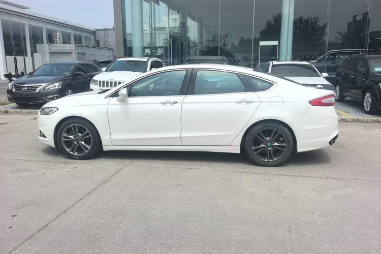 Used Ford Mondeo 2013 2.0L GTDi240 Luxury Sport Model Exterior 6