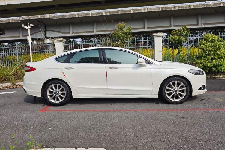 Used Ford Mondeo 2013 2.0L GTDi 200 Fashion Edition Exterior 6