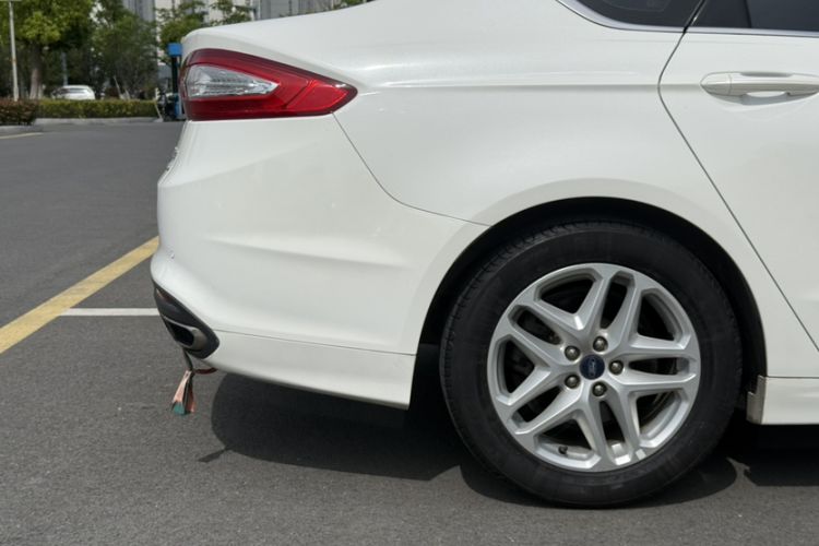 Used Ford Mondeo 2013 1.5L GTDi180 Fashion Edition Exterior 9