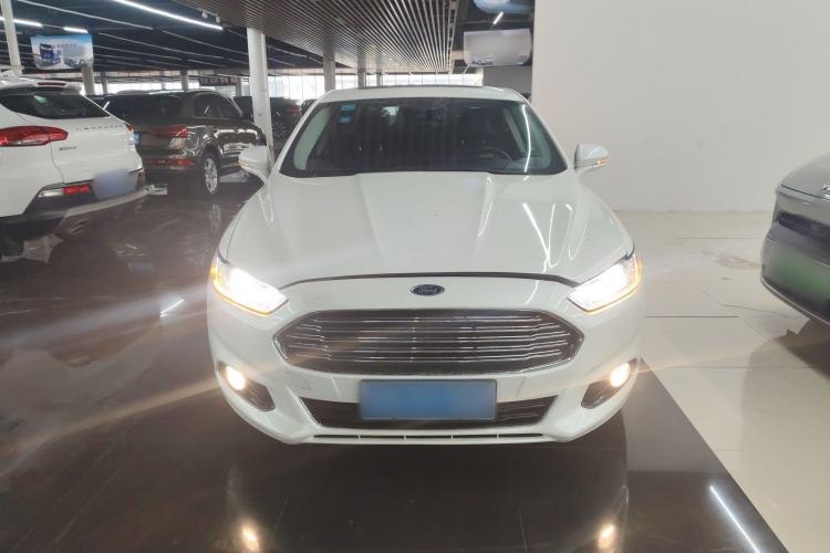 Used Ford Mondeo 2013 2.0L GTDi 200 Luxury Model Front