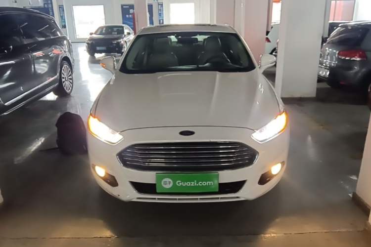 Used Ford Mondeo 2013 2.0L GTDi 200 Fashion Edition Front