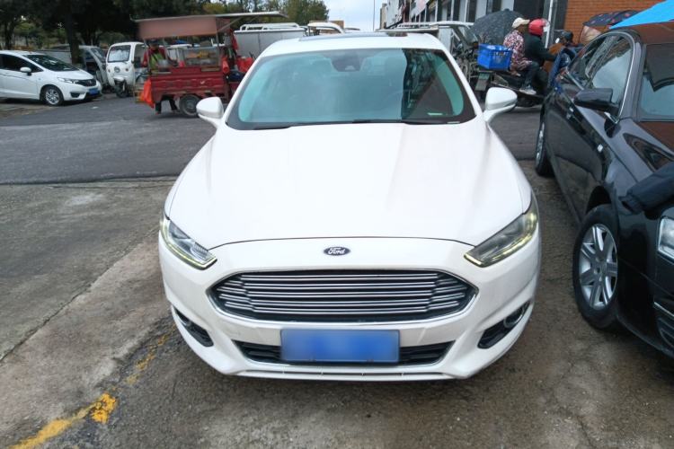 Used Ford Mondeo 2013 2.0L GTDi 200 Luxury Model Front