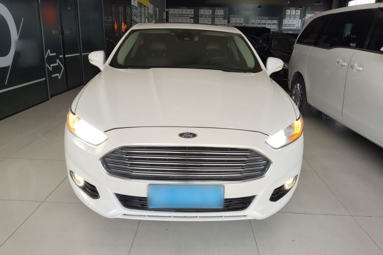 Used Ford Mondeo 2013 2.0L GTDi 200 Fashion Edition Front