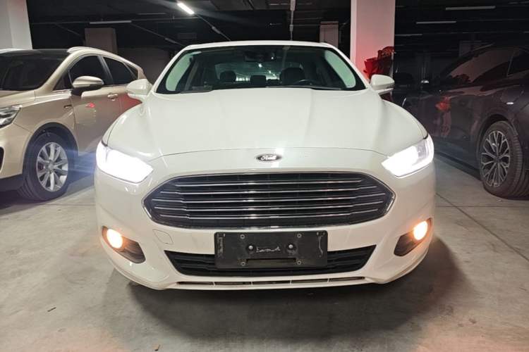 Used Ford Mondeo 2013 1.5L GTDi180 Fashion Edition Front