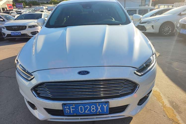Used Ford Mondeo 2013 2.0L GTDi 200 Fashion Edition Front