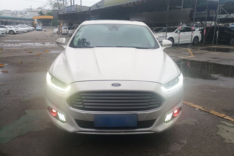 Used Ford Mondeo 2013 2.0L GTDi240 Luxury Sport Model Front