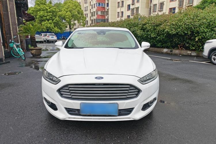 Used Ford Mondeo 2013 2.0L GTDi 200 Fashion Edition Front