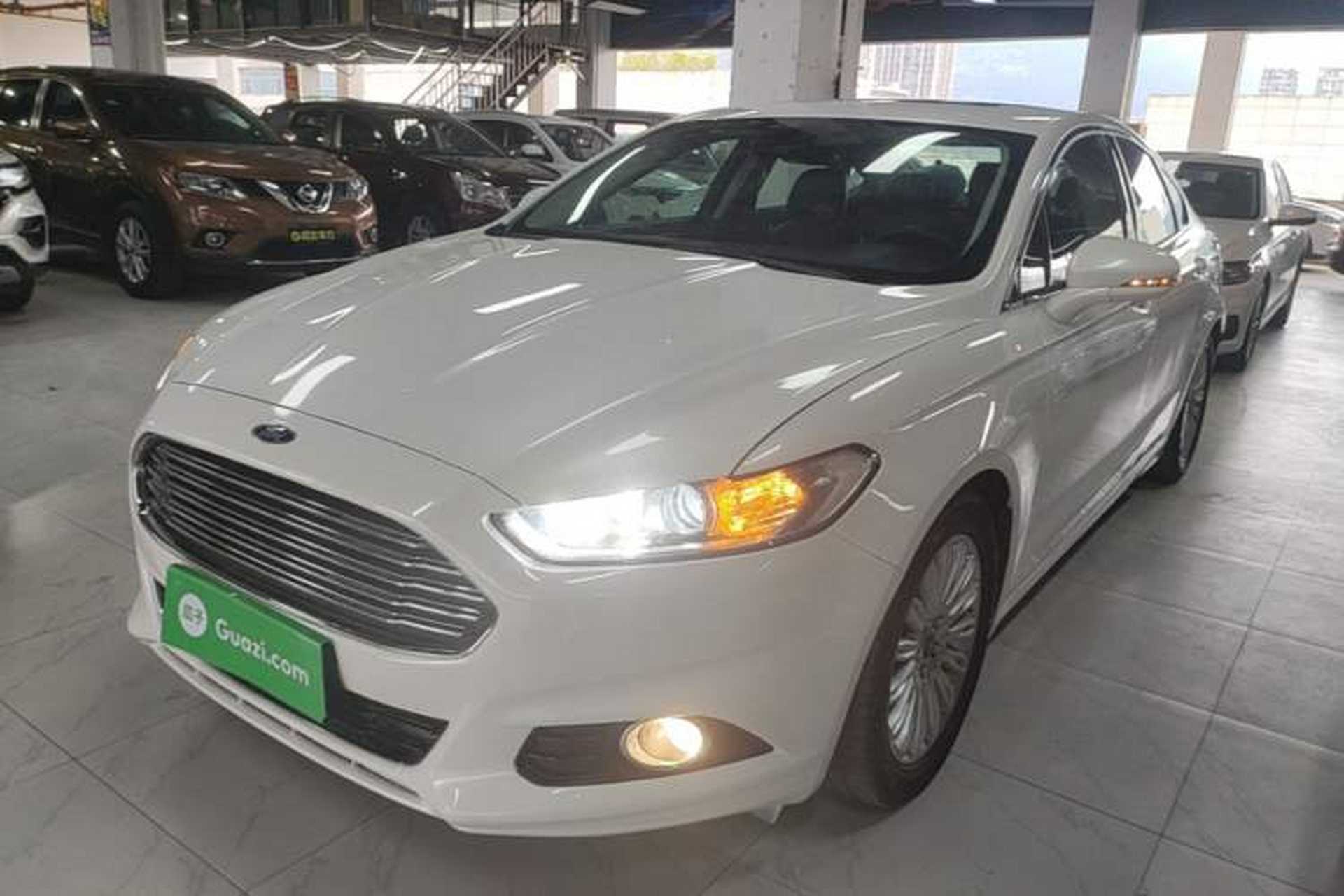 Used Ford Mondeo 2013 2.0L GTDi 200 Fashion Edition Front Left 45 Deg