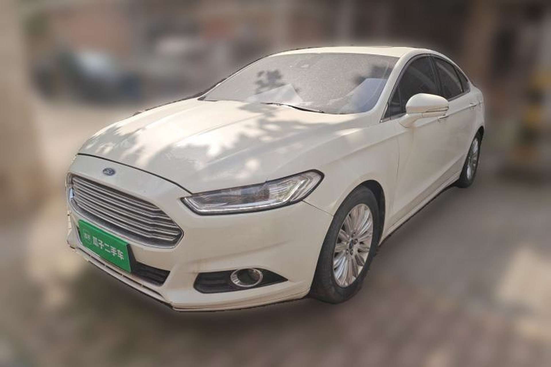 Used Ford Mondeo 2013 2.0L GTDi 200 Luxury Model Front Left 45 Deg