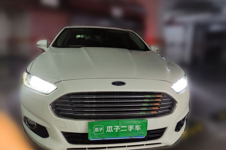 Used Ford Mondeo 2013 2.0L GTDi 200 Luxury Model Front