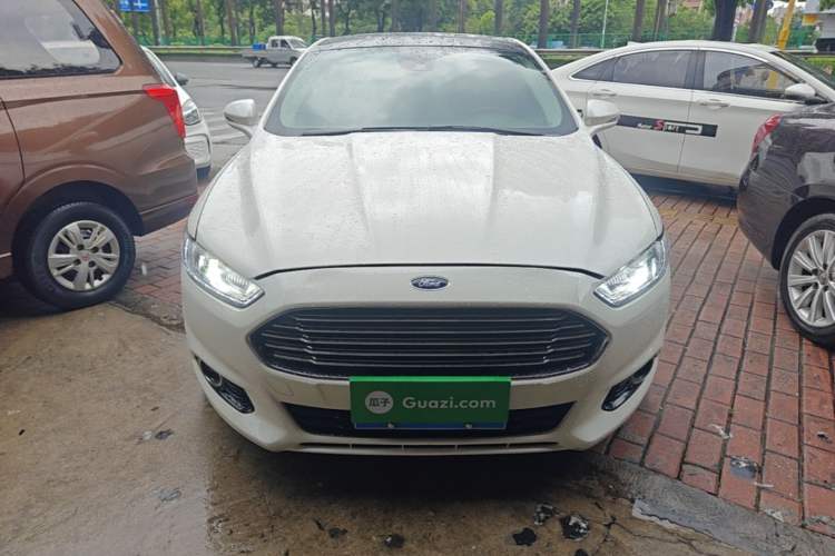Used Ford Mondeo 2013 2.0L GTDi 200 Fashion Edition Front