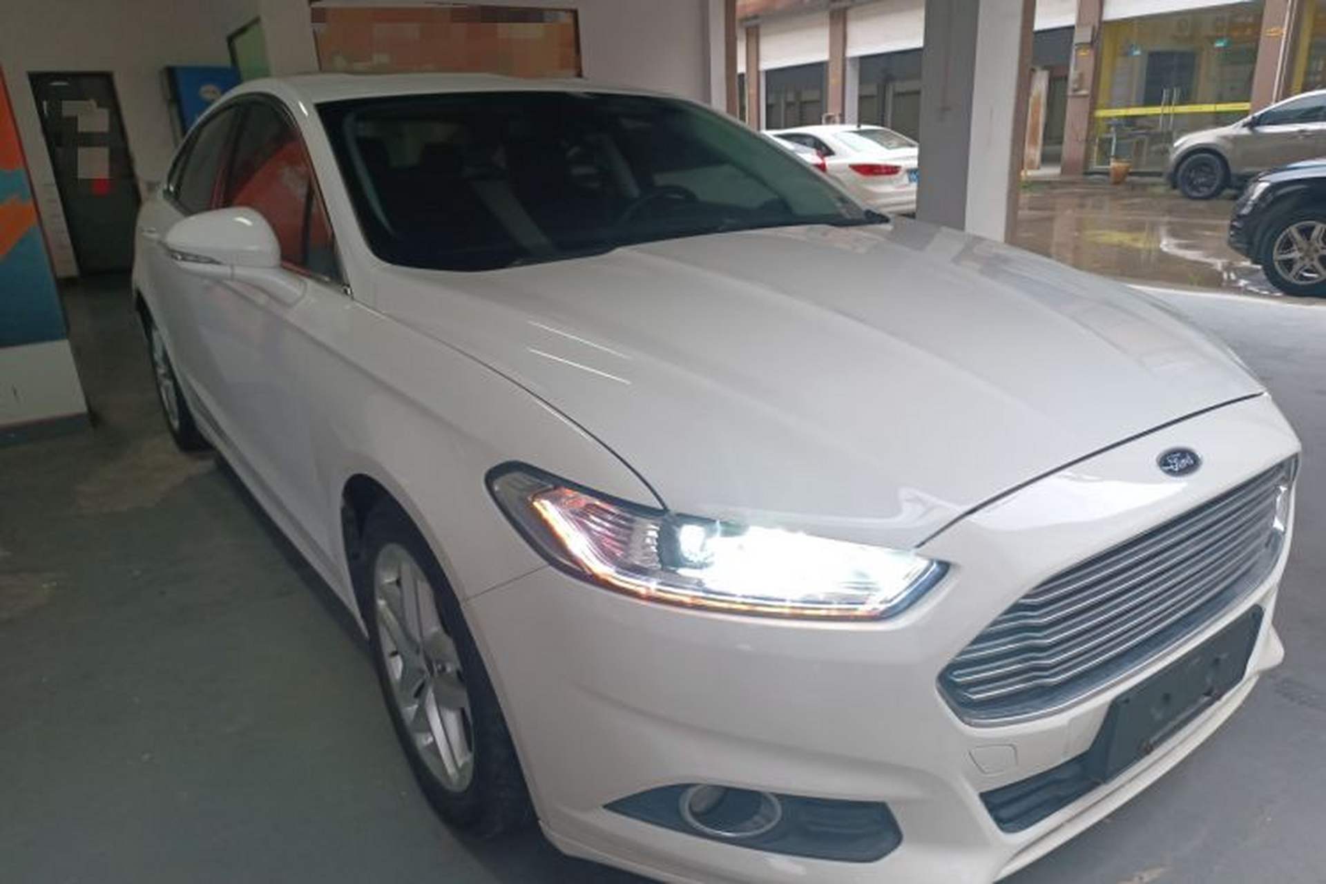 Used Ford Mondeo 2013 1.5L GTDi180 Fashion Edition Front Right 45 Deg