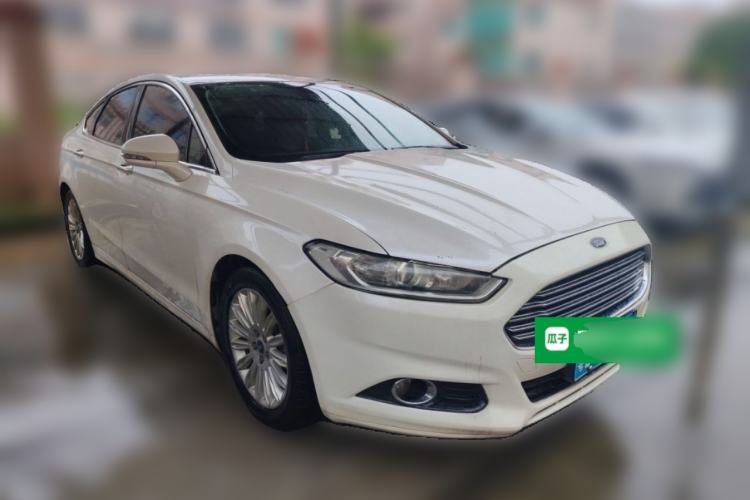 Used Ford Mondeo 2013 2.0L GTDi 200 Fashion Edition Front Right 45 Deg