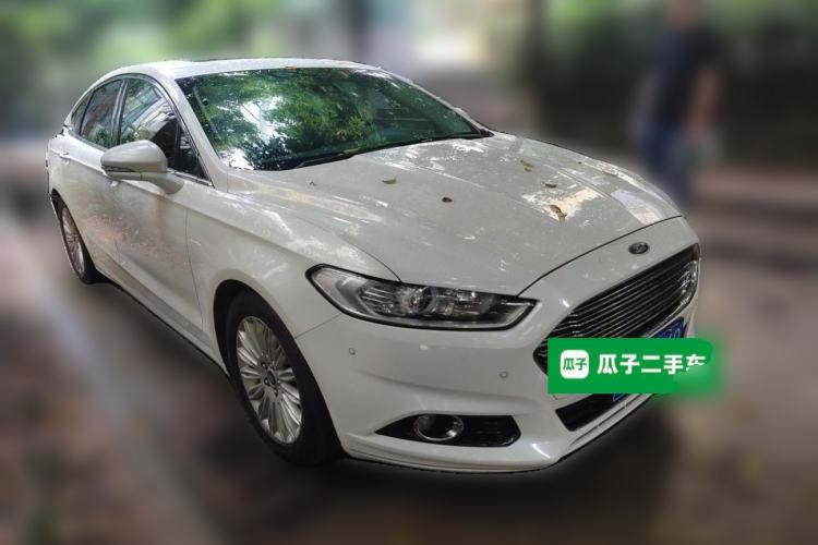 Used Ford Mondeo 2013 2.0L GTDi 200 Fashion Edition Front Right 45 Deg