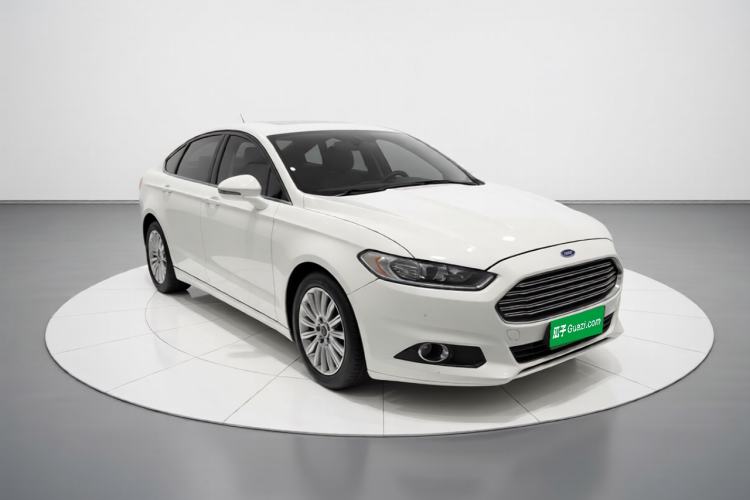 Used Ford Mondeo 2013 2.0L GTDi 200 Fashion Edition Front Right 45 Deg