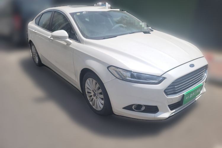 Used Ford Mondeo 2013 2.0L GTDi 200 Fashion Edition Front Right 45 Deg