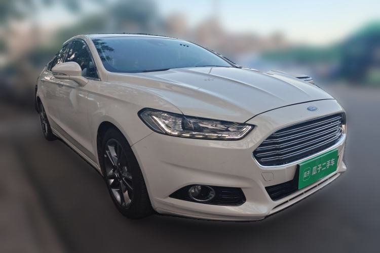 Used Ford Mondeo 2013 2.0L GTDi240 Luxury Sport Model Front Right 45 Deg