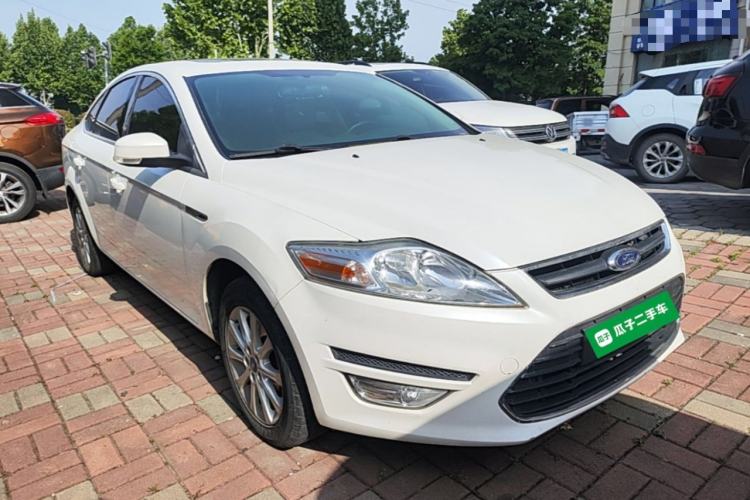 Used Ford Mondeo 2013 2.3L Fashion Edition Front Right 45 Deg