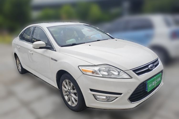 Used Ford Mondeo 2013 2.3L Fashion Edition Front Right 45 Deg