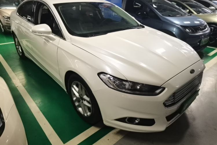 Used Ford Mondeo 2013 1.5L GTDi180 Fashion Edition Front Right 45 Deg