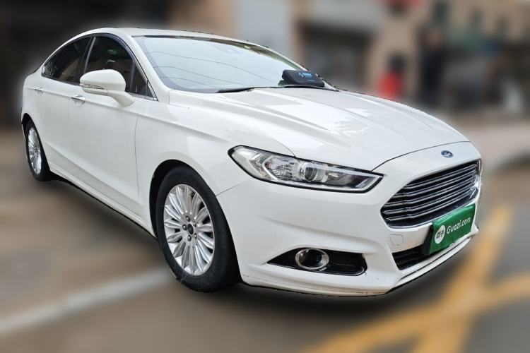 Used Ford Mondeo 2013 2.0L GTDi 200 Fashion Edition Front Right 45 Deg