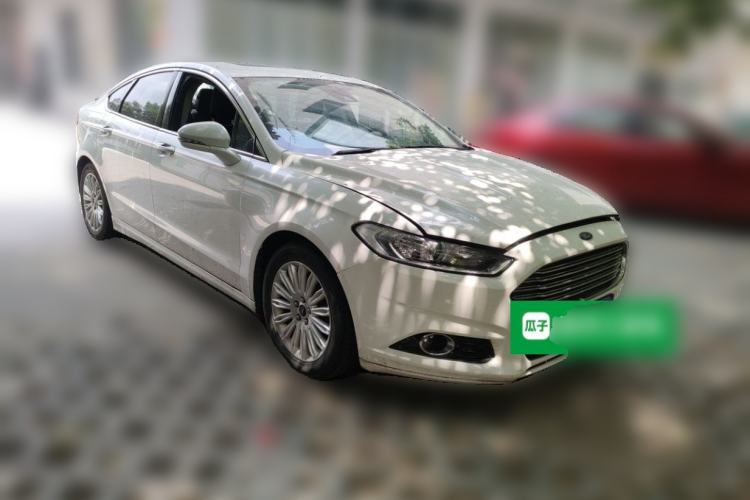 Used Ford Mondeo 2013 2.0L GTDi 200 Fashion Edition Front Right 45 Deg