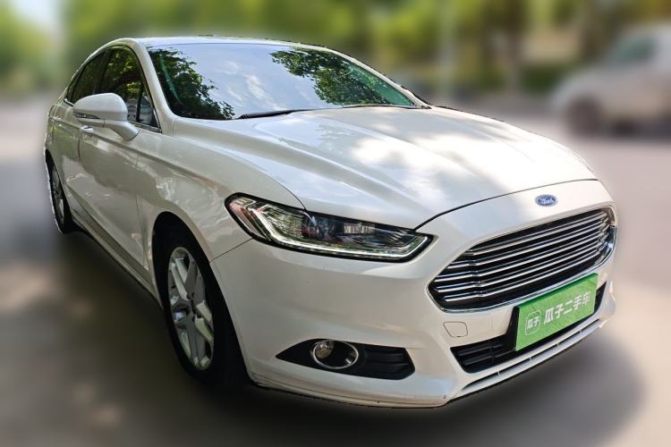 Used Ford Mondeo 2013 1.5L GTDi180 Fashion Edition Front Right 45 Deg